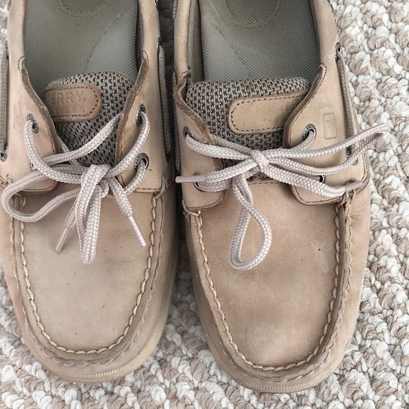 Classic style women’s sperry flats - Picture 5 of 5